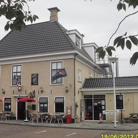 Hotel De Harmonie Sexbierum Exterior photo